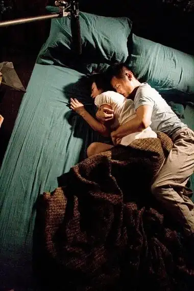 沙丘：预言 高清海报 - 夜客影院